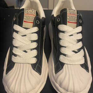 Maison Mihara Yasuhiro Blakey